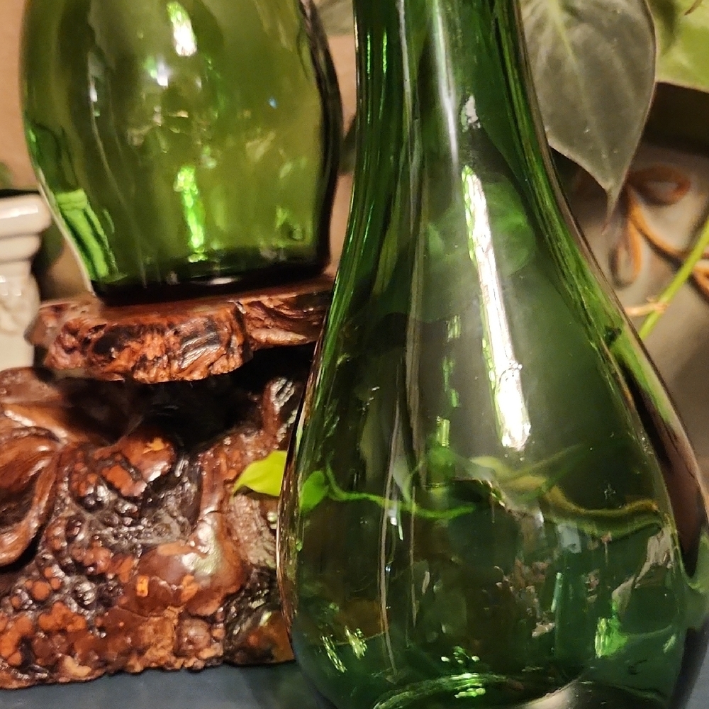 Duraglas RARE 1962 Green Decorative Bottles with Wooden Tops - Picture 11 of 12
